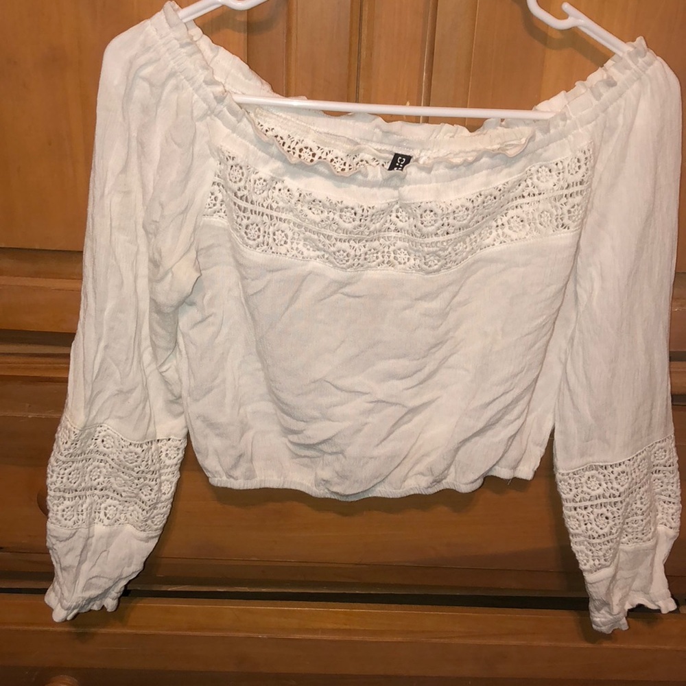 H&M crop top off the shoulder
